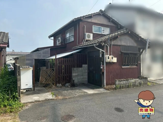 *

出雲市渡橋町中古戸建、販売中となります🕊️

詳しいことはお問い合わせください☎️🎶

-———————————————————
出雲市内の不動産
土地・建物！募集中！🏠

不動産でお困りの方、お気軽にご連絡下さい👨🏻‍💻

〜出雲市をより良い町に〜

社名:株式会社ナカヤ
住所:島根県出雲市浜町1141-1
◆〜出雲市をより良い町に〜◆
■不動産の買取・仲介・管理を承ります■
■不動産のお悩み、ご相談ください■
-———————————————————

#株式会社ナカヤ
#ナカヤ不動産
#ナカヤ
#不動産
#出雲
#出雲市
#出雲市の不動産
#出雲市の不動産会社
#中古住宅
#分譲地
#出雲市の土地
#sdgs
#売地
#売り戸建て
#査定無料
#看板設置無料
#空き家
#空き家買取
#空き家相談
#空き家ゼロ 
#空地情報募集中
#空家情報募集中 
#空き家見守り隊 
#渡橋町
#中古戸建
#販売中 
#なかやくん
#なーこちゃん
#ぴょん 

-———————————————————
出雲市の不動産屋
～出雲市をより良い町に～
🌈SDGs推進企業🌈

株式会社 ナカヤ
〒693-0054
島根県出雲市浜町1141-1
電話0853-31-4484
FAX0853-31-4494
mail：info@nakaya-fudousan.co.jp
Instagram：www.instagram.com/nakayakun41?igsh=MWc1M2plbnl0NjM3ZA%3D%3D&utm_source=qr
@nakayakun41 
HP：
http://www.nakaya-fudousan.co.jp

空き家見守り隊
Instagram：
https://www.instagram.com/akiyamimamori?igsh=enQ1dG51YmtqOHg0&utm_source=qr
@akiyamimamori
HP：
https://akiya-mimamori.jp
-———————————————————
出雲市の福祉事業所
〜豊かな心で社会に奉仕〜

ナカヤ寿楽
⚫︎住宅型有料老人ホーム24室
⚫︎訪問介護
⚫︎通所介護（デイサービス）
⚫︎訪問看護
〒693-0044
島根県出雲市荒茅町3106
電話0853-31-9988
FAX0853-31-9989
Instagram：
⭐︎ナカヤ寿楽
www.instagram.com/juraku2017?igsh=em14ZjVweXZteWhn
@juraku2017 
⭐︎訪問看護
www.instagram.com/juraku_houkan?igsh=YjZzaGR0cXN6aTZo
@juraku_houkan 
hp：https://nakaya-juraku.jp/
-———————————————————